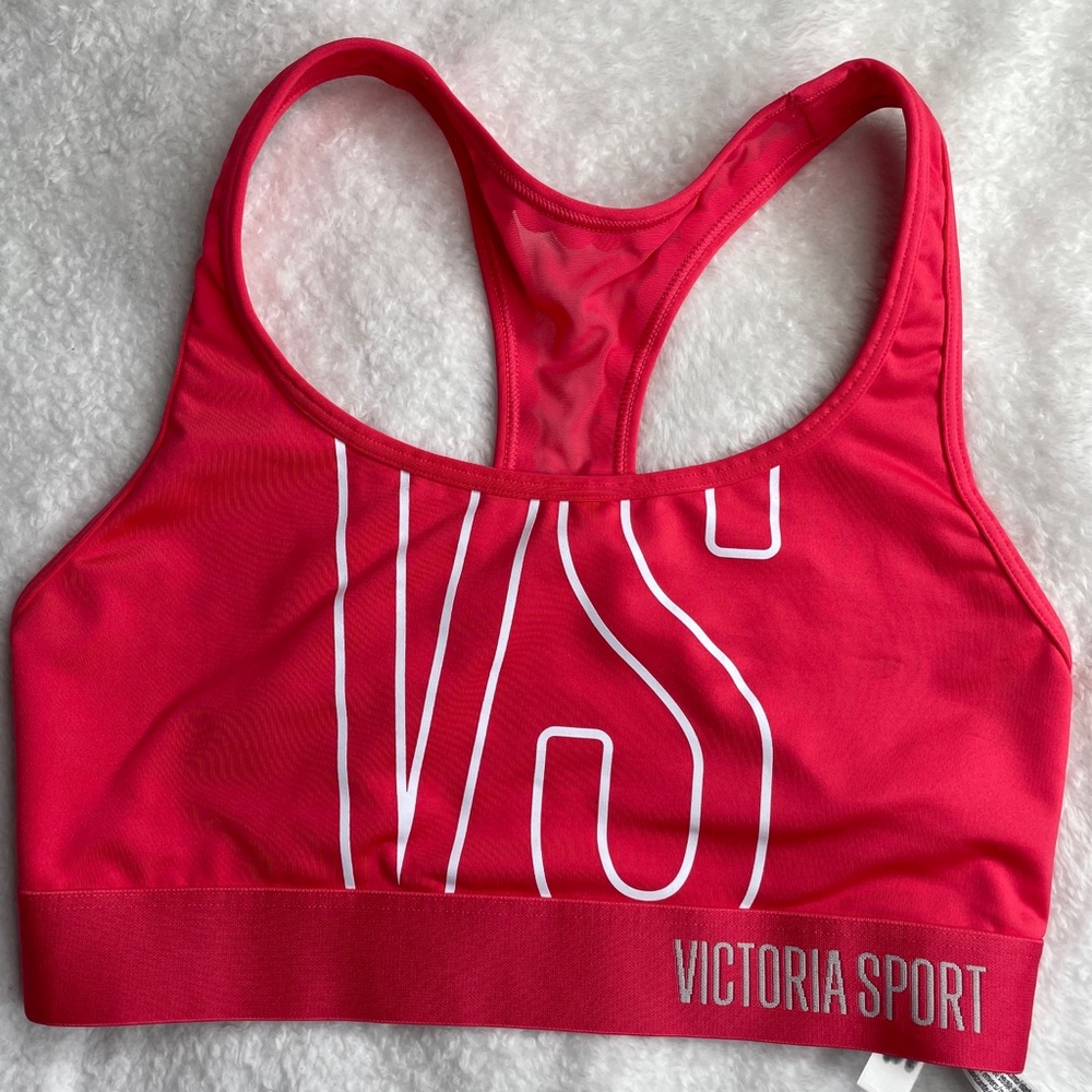 VS Victoria’s Secret The Player Halter Sports bra